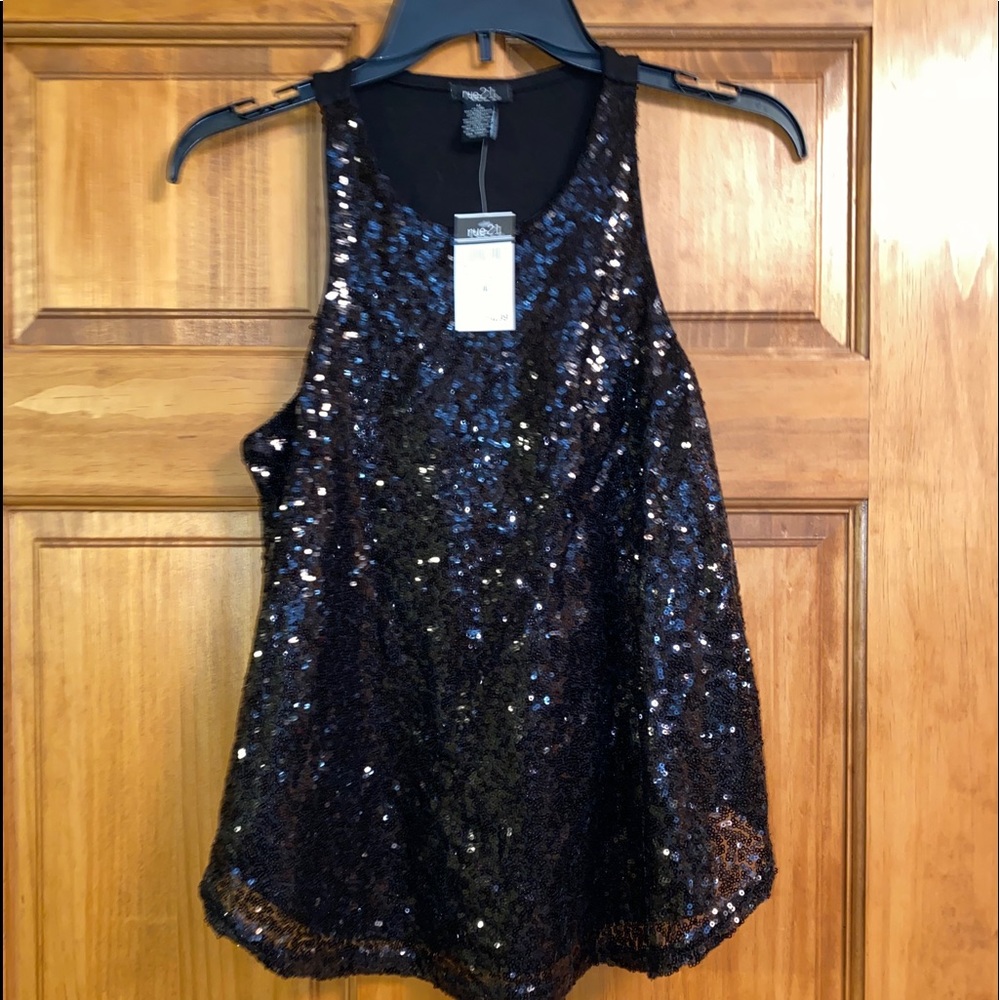 Sequence black top